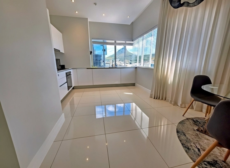 2 Bedroom Property for Sale in Cape Town City Centre Western Cape